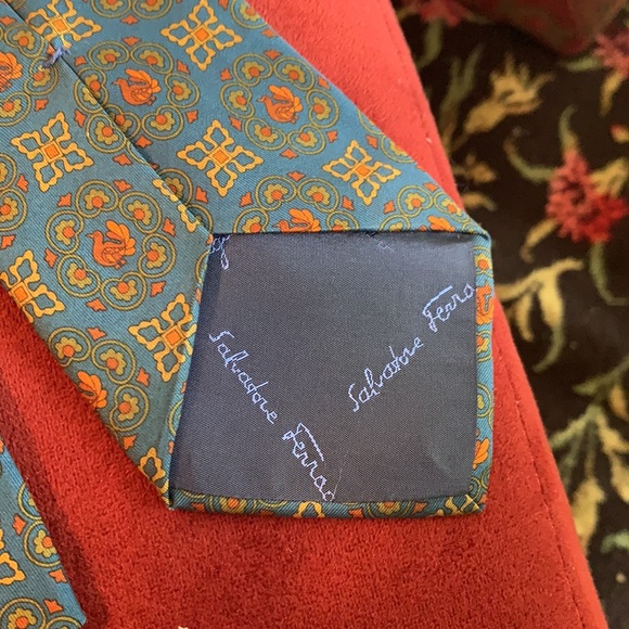 Salvatore Ferragamo Silk Tie - Picture 3 of 4
